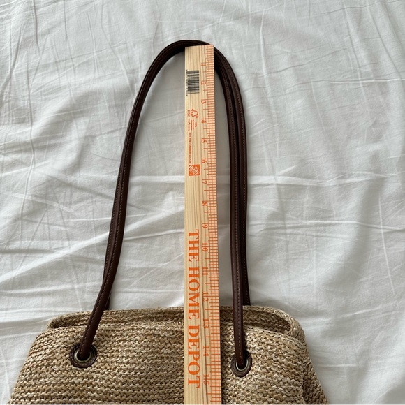 Woven Handbag - Picture 4 of 10